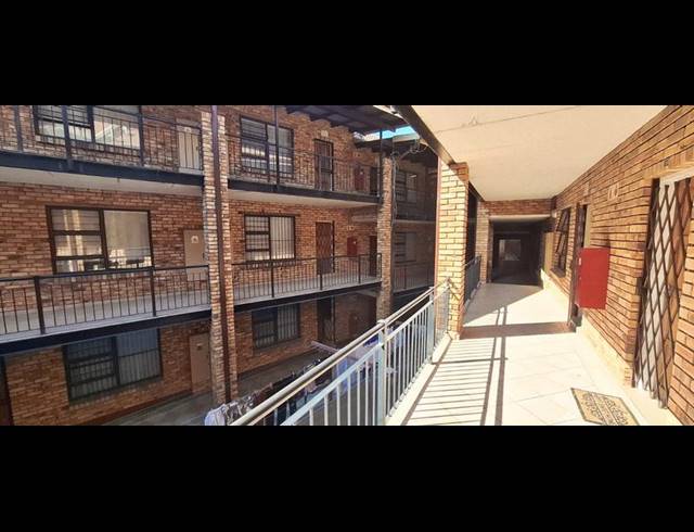 1 BEDROOM APARTMENT FOR SALE IN HONEY PARK